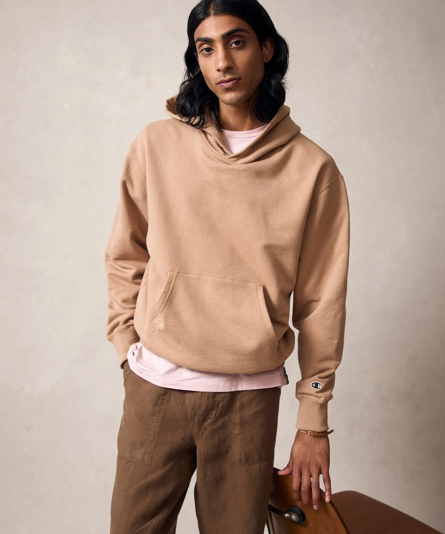Champion Canadian Fleece Relaxed Hoodie in Camel