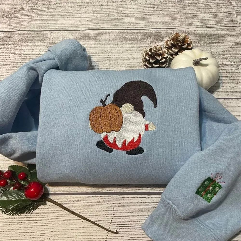 Christmas Gnomes Embroidery Sweatshirt, Women's Embroidered Sweatshirts