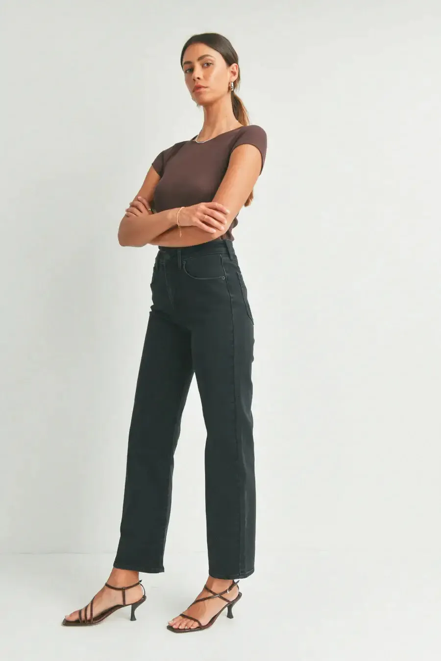 RELAXED FIT STRAIGHT LEG DENIM JEANS