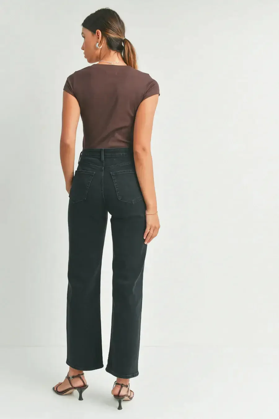 RELAXED FIT STRAIGHT LEG DENIM JEANS