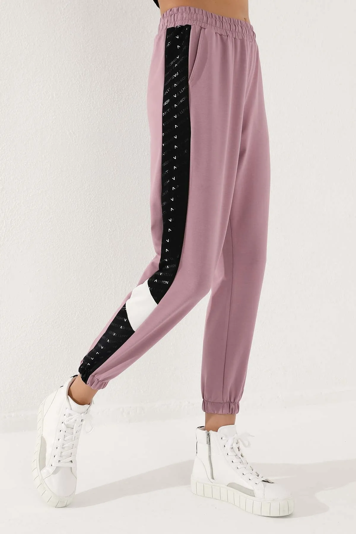 TMY Dried Rose Dotted Stripe Detailed Jogger Comfortable Fit Elastic Cuff Women's Sweatpants - 94579 - Papenburg